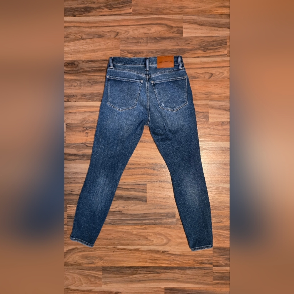 Lucky Brand Dark Wash Distressed Skinny Jeans Size 4/27 - Picture 2 of 5